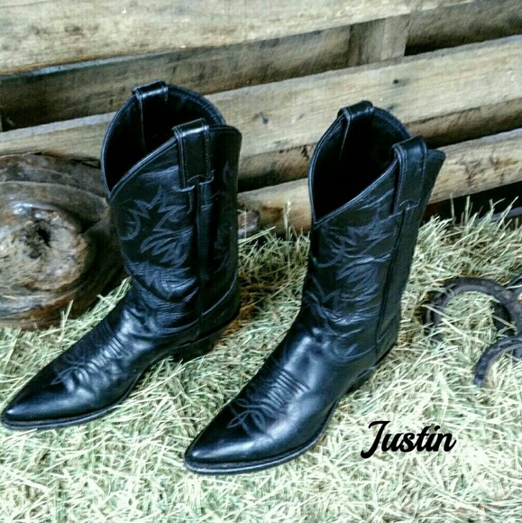Justin Boots Shoes - Justin cowboy boots size 5.5